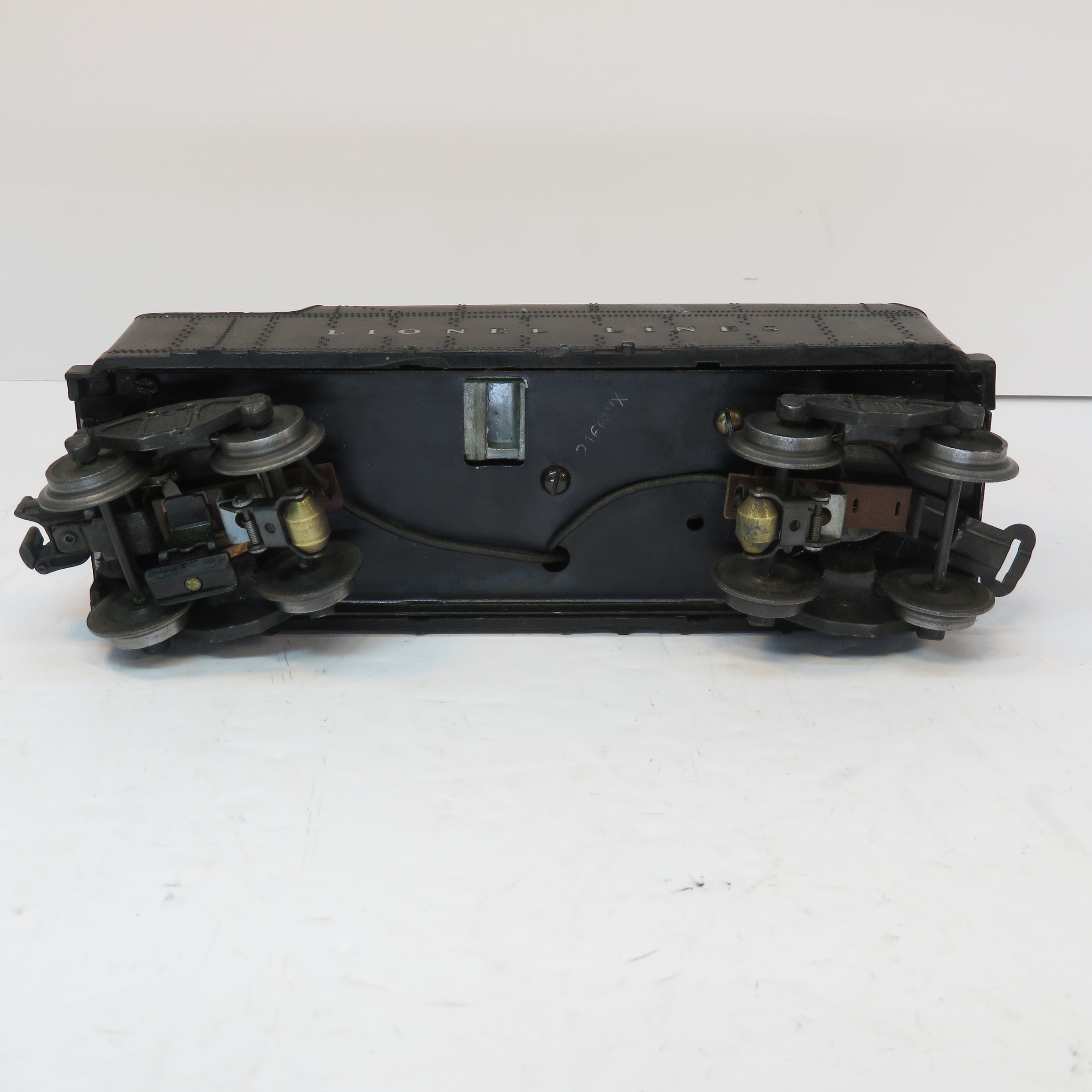 Lionel 1666 Steam Locomotive & Tender | East Main Trains